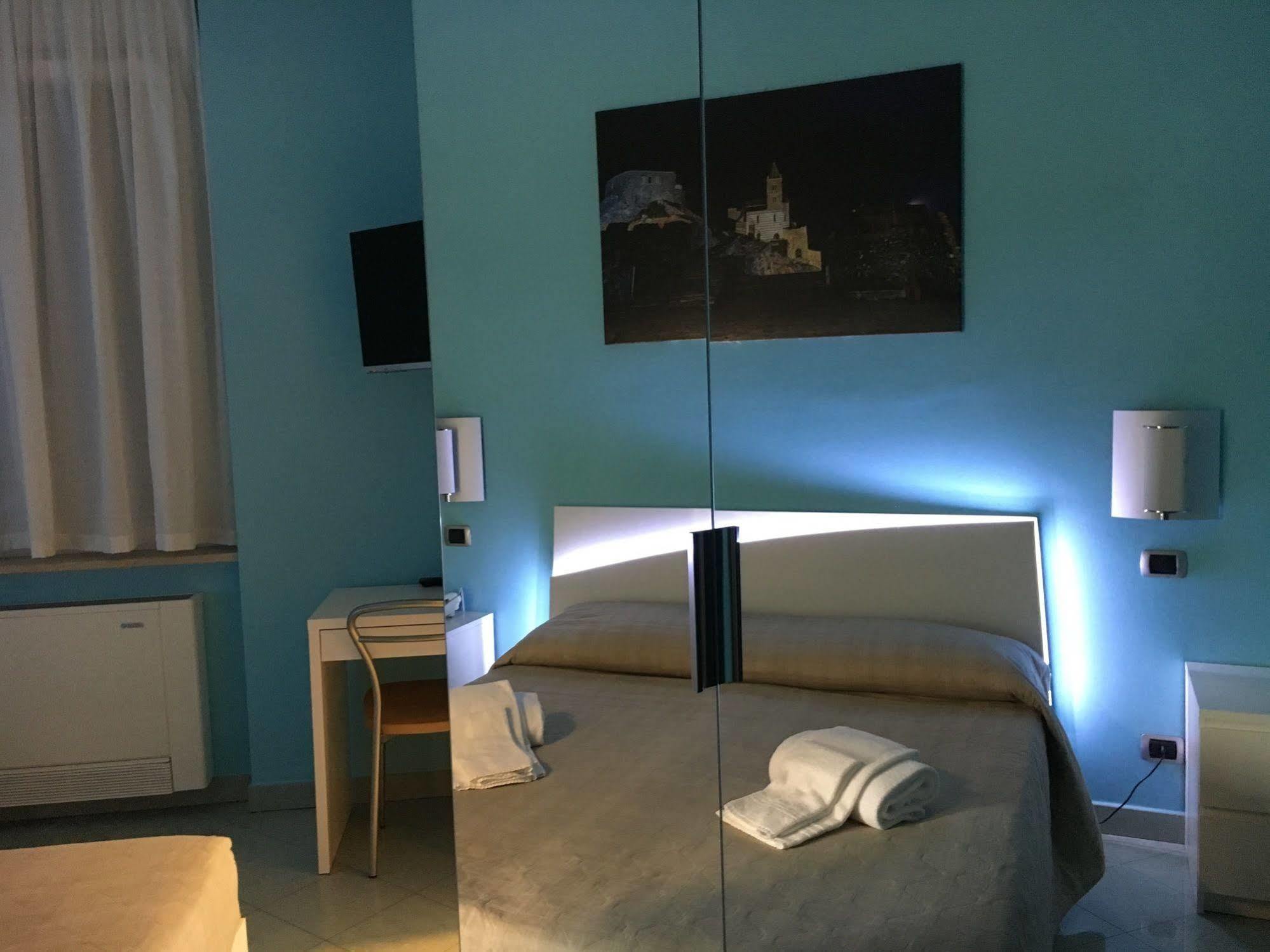 Hh Il Gabbiano Hotel La Spezia Eksteriør billede